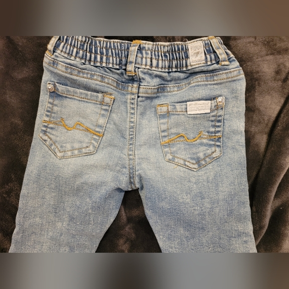 24 Month Toddler Skinny Jeans -  7 For All Mankind - Picture 6 of 6